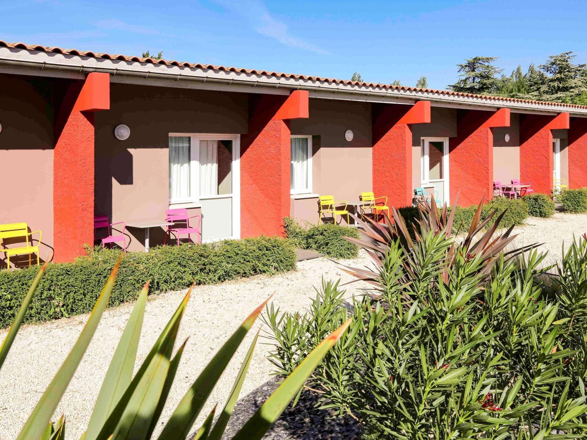 Отель Ibis Montelimar Nord Saulce-sur-Rhone Экстерьер фото